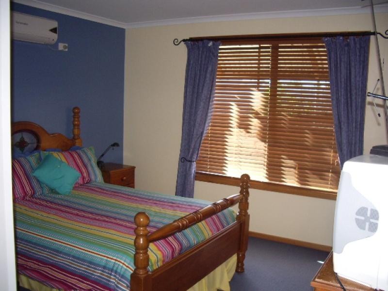 1 Burnett Street, Tumby Bay SA 5605