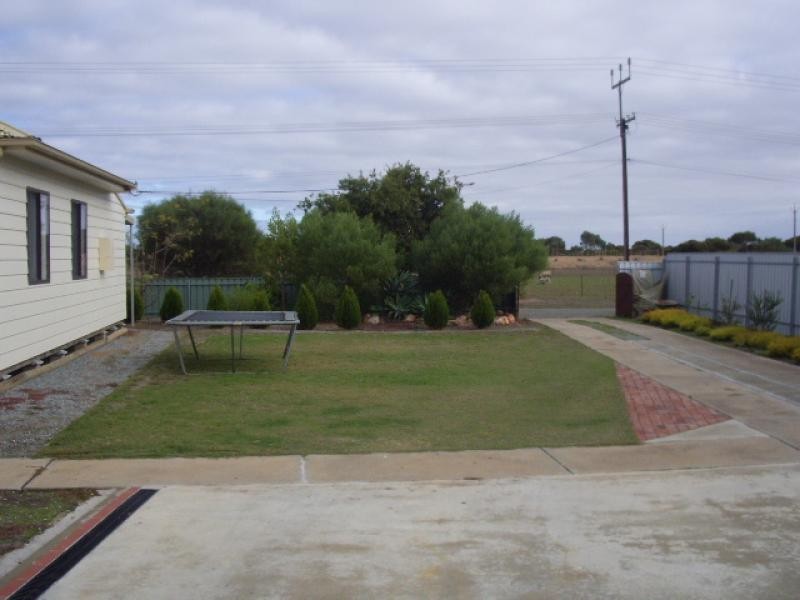 1 Firth Avenue, Cummins SA 5631