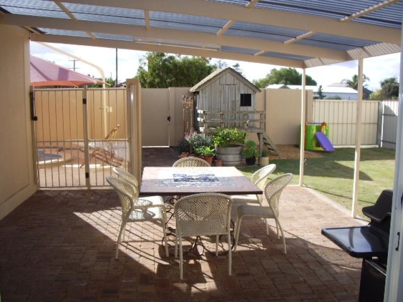 1 NANKIVELL STREET, Tumby Bay SA 5605