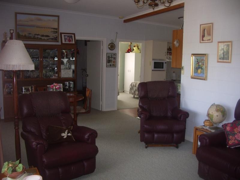 8 Louth Terrace, Louth Bay SA 5607