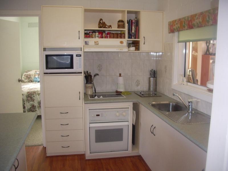 8 Louth Terrace, Louth Bay SA 5607