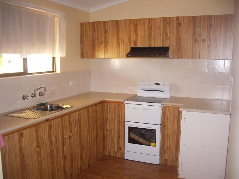 Unit 1/14 Lakin Crescent, Tumby Bay SA 5605