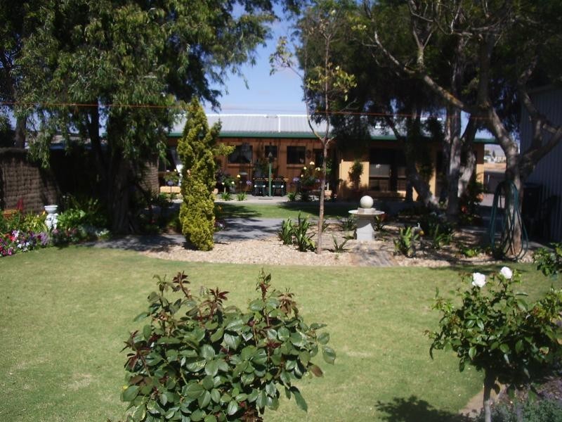 3 Young Street, Tumby Bay SA 5605
