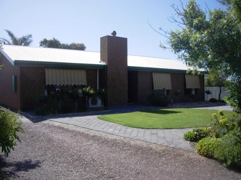 3 Young Street, Tumby Bay SA 5605
