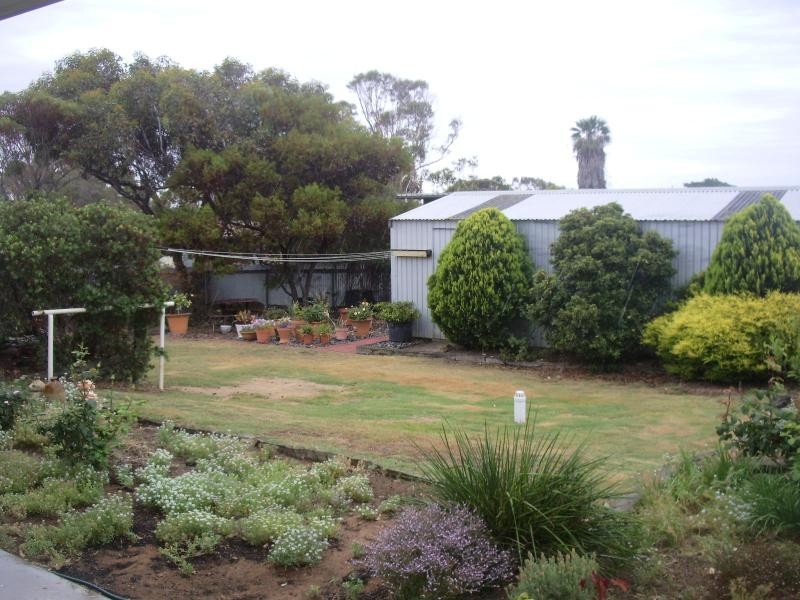 20 O’Loughlin Terrace, Port Neill SA 5604