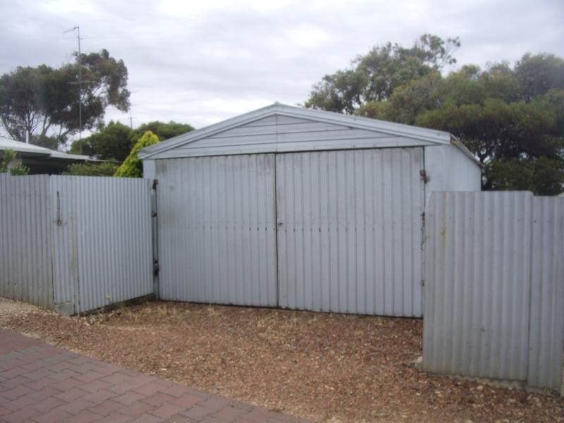 20 O’Loughlin Terrace, Port Neill SA 5604