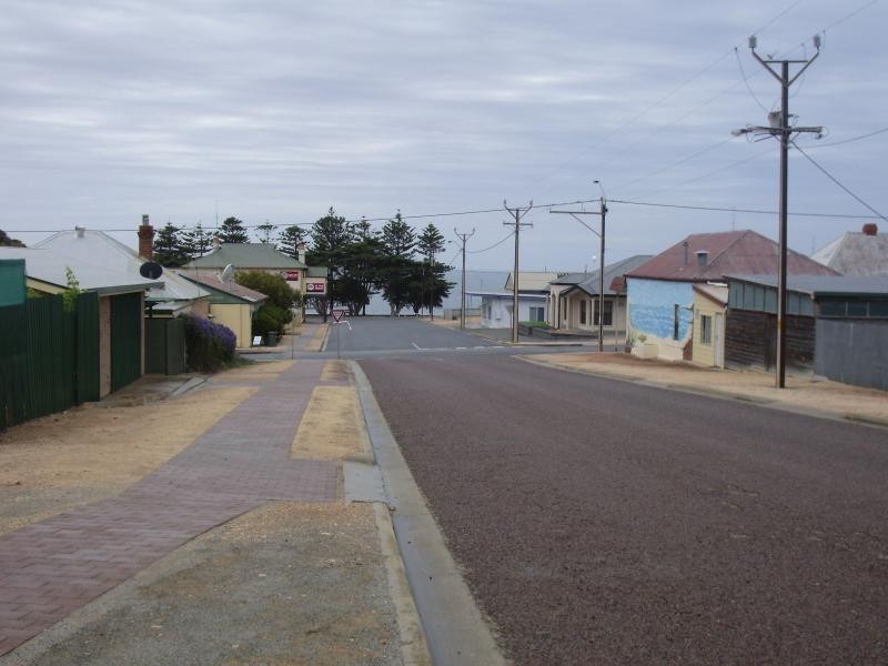 20 O’Loughlin Terrace, Port Neill SA 5604