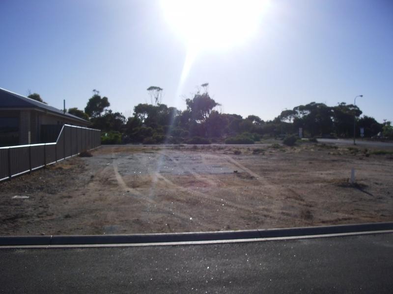 2 Morialta Drive, Tumby Bay SA 5605