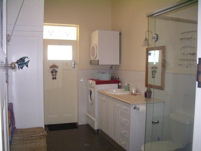 2 Lawrie Street, Tumby Bay SA 5605