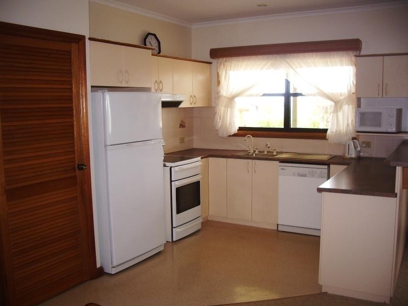 37 Wishart Street, Tumby Bay SA 5605