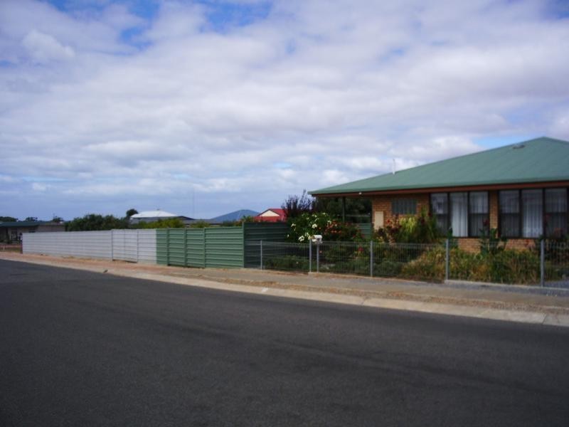 37 Wishart Street, Tumby Bay SA 5605