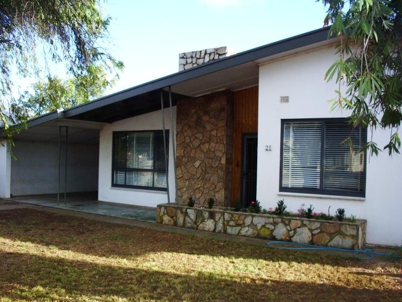 21 Wibberley Street, Tumby Bay SA 5605