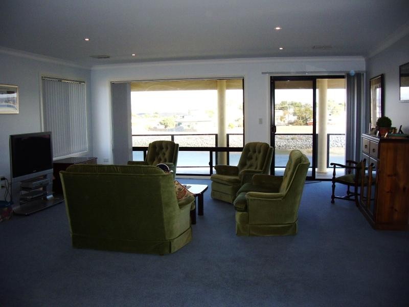 22 Morialta Drive, Tumby Bay SA 5605