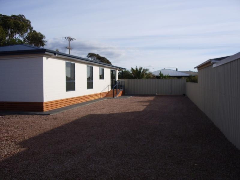 17 Church Street, Tumby Bay SA 5605