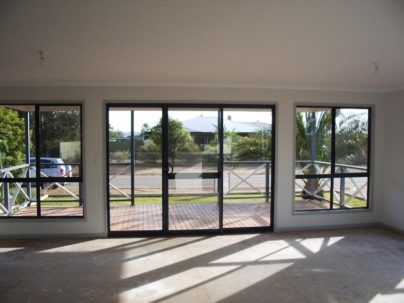 17 Church Street, Tumby Bay SA 5605