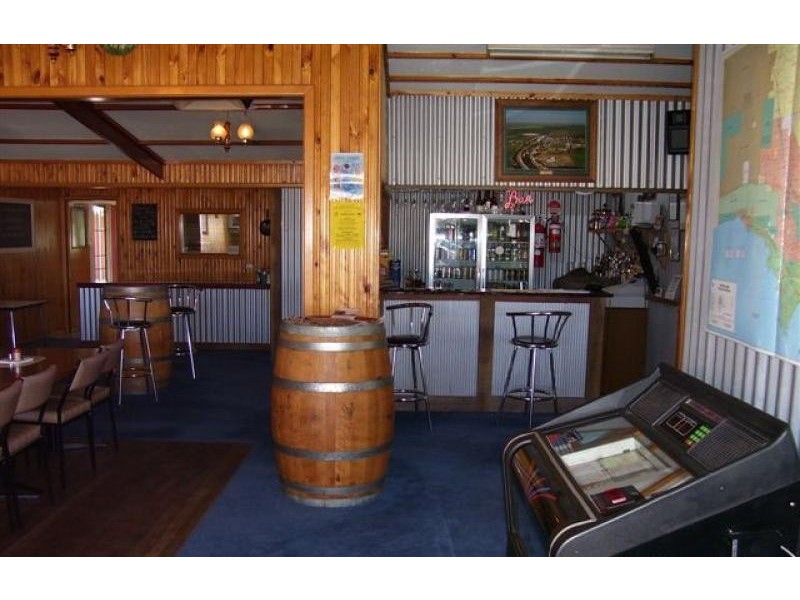 3 Warramboo Road, Lock SA 5633