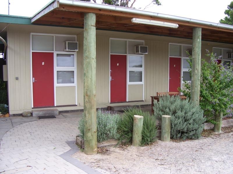 3 Warramboo Road, Lock SA 5633