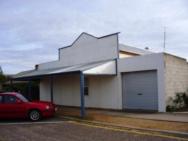 7 North Terrace, Tumby Bay SA 5605