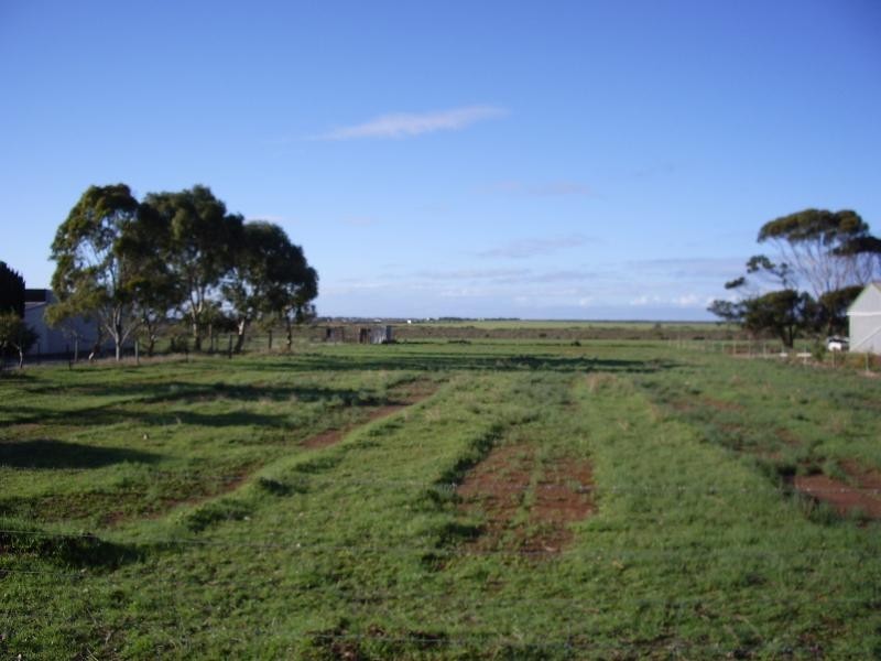 Lot 4 ( Portion) Lincoln Highway, Tumby Bay SA 5605