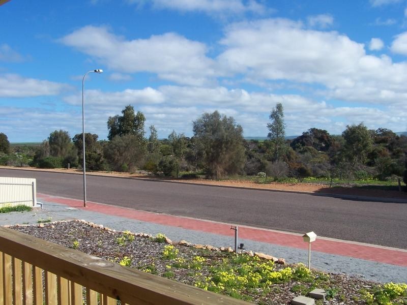 6 Berryman Street, Tumby Bay SA 5605