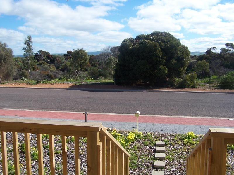 6 Berryman Street, Tumby Bay SA 5605