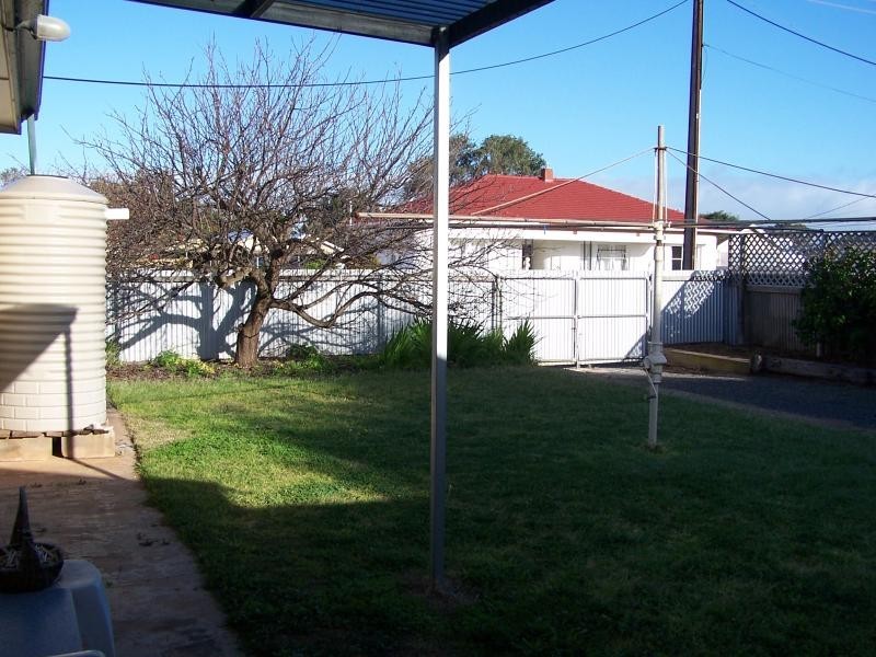 9 Sidney Road, Tumby Bay SA 5605