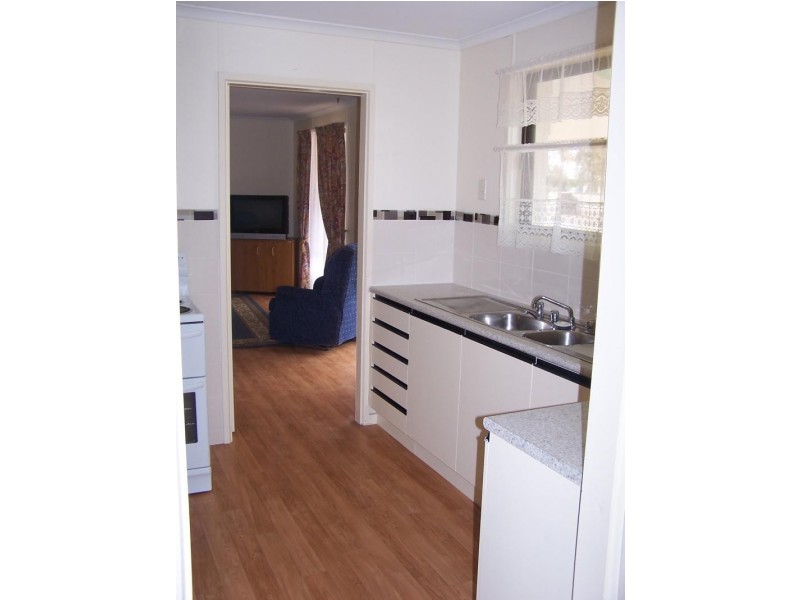 42 Preece Street, Tumby Bay SA 5605