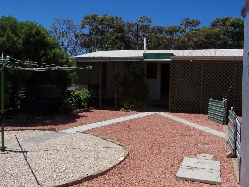 42 Preece Street, Tumby Bay SA 5605