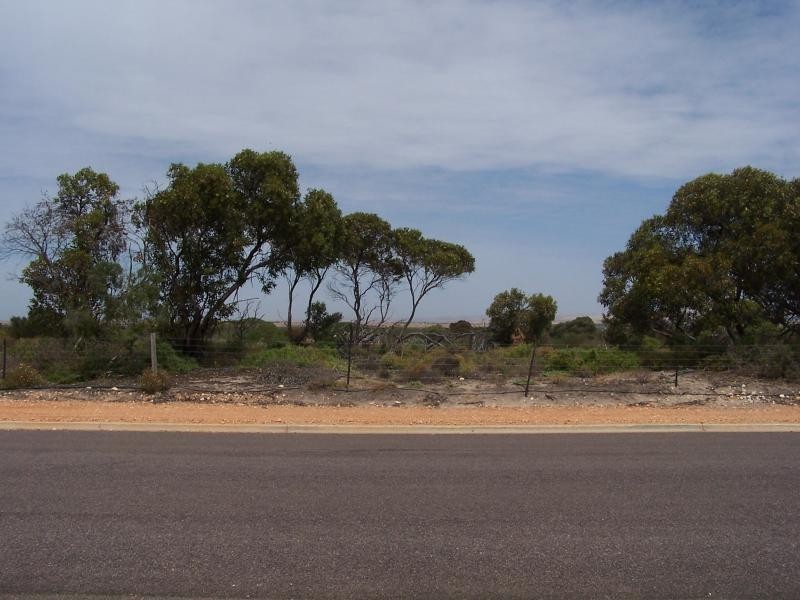 30 Berryman Street, Tumby Bay SA 5605