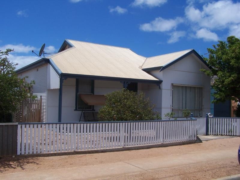 47 West Terrace, Tumby Bay SA 5605