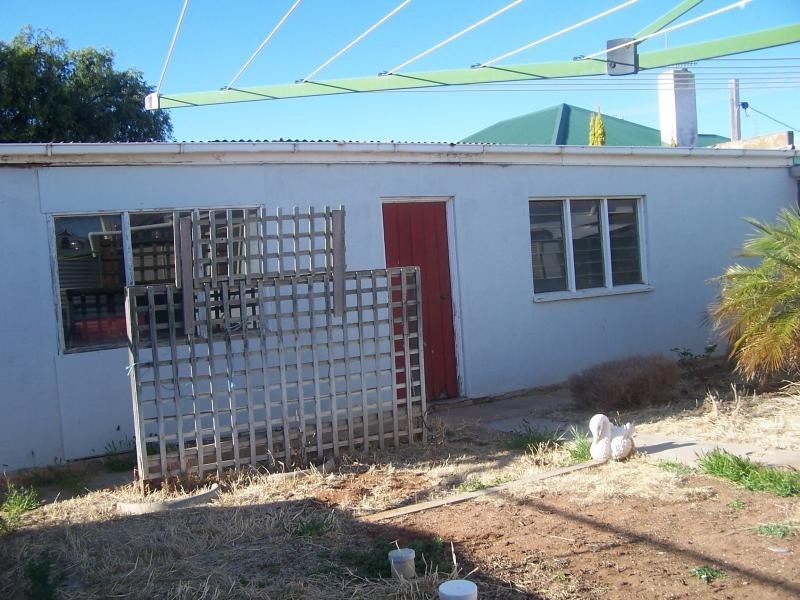 19 Lawrie Street, Tumby Bay SA 5605