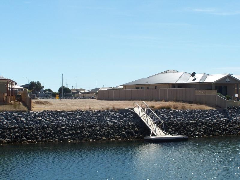 14 Nelcebee Terrace, Tumby Bay SA 5605