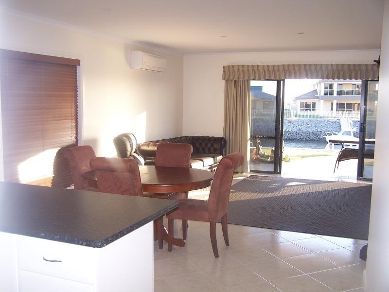 16 a Nelcebee Terrace, Tumby Bay SA 5605