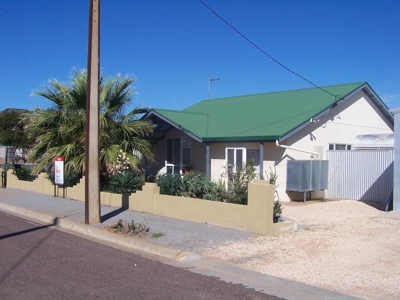 2 O’Connor Street, Tumby Bay SA 5605