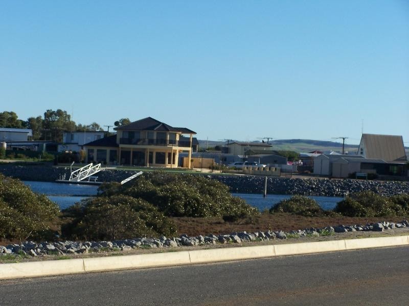 2 Morialta Drive, Tumby Bay SA 5605