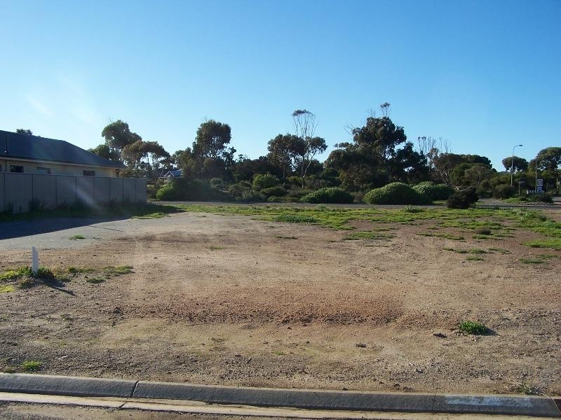 2 Morialta Drive, Tumby Bay SA 5605