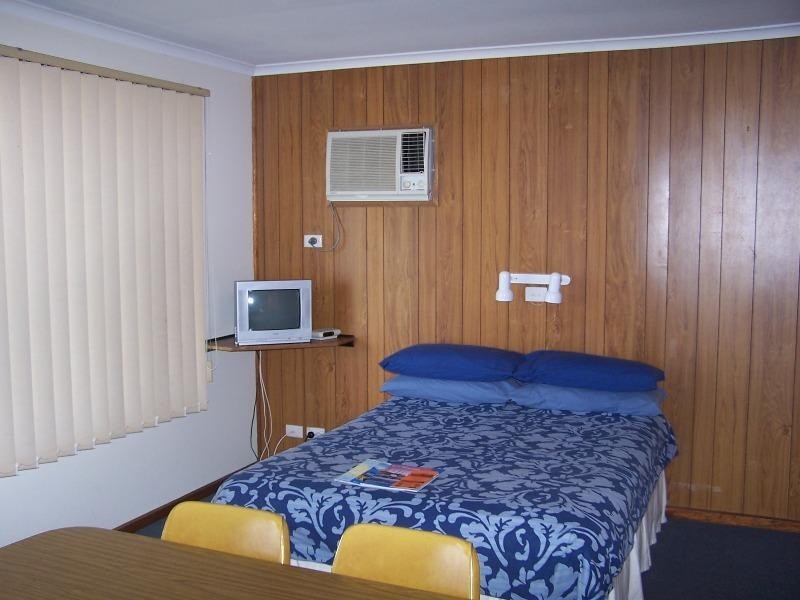 3 Gill Street, Port Neill SA 5604