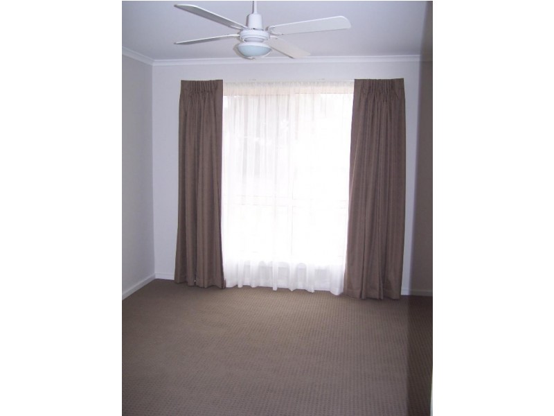 11 Thompson Street, Tumby Bay SA 5605