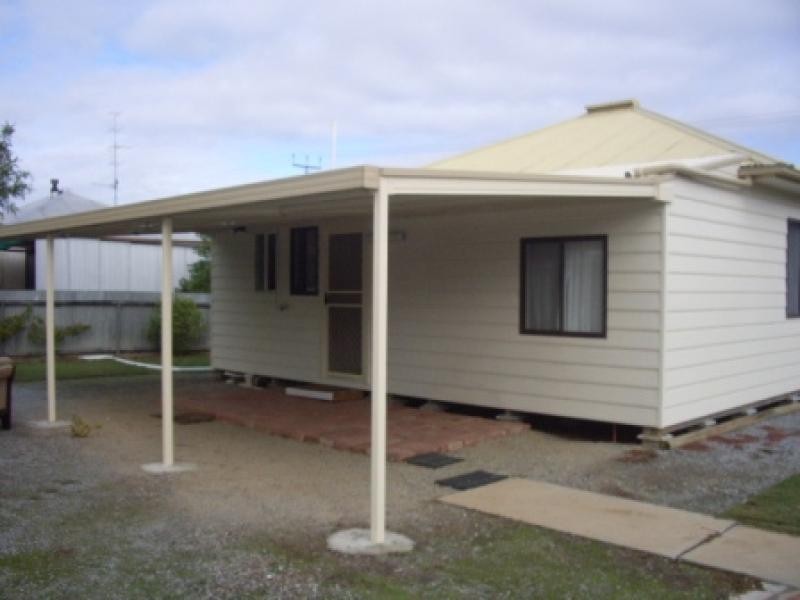 1 Firth Avenue, Cummins SA 5631