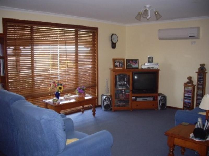 1 Burnett Street, Tumby Bay SA 5605