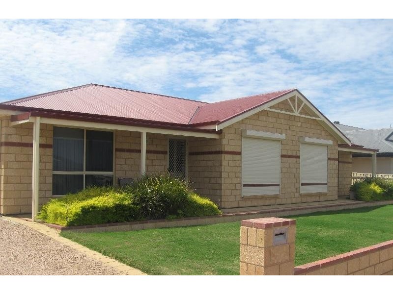 32 Lakin Crescent, Tumby Bay SA 5605