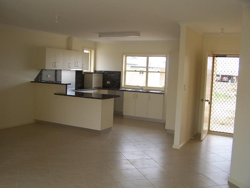 5 Robert Street, Tumby Bay SA 5605