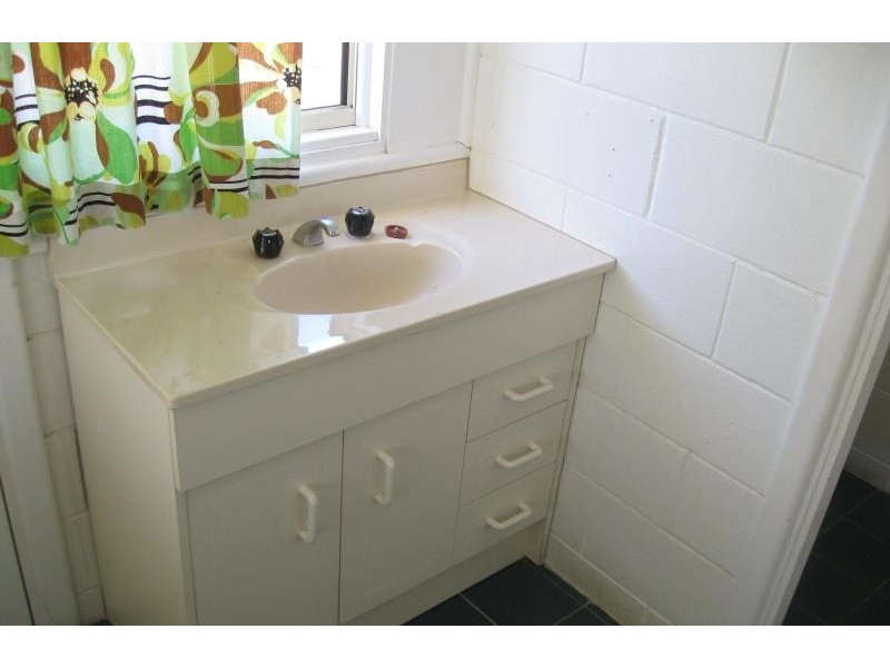 19 Lawrie Street, Tumby Bay SA 5605