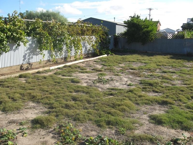 4 Schramm Street, Tumby Bay SA 5605