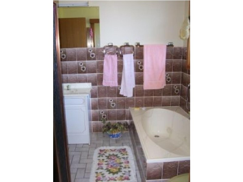 40 EDWARDS TERRACE, Cleve SA 5640