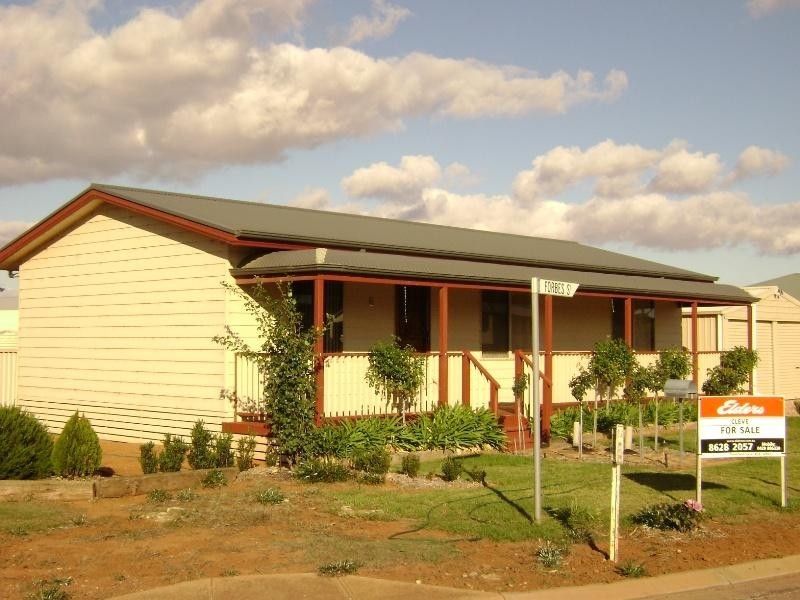 6 Cleve-Arno Bay Rd, Cleve SA 5640