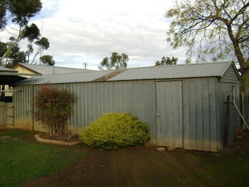 10 Airport Rd, Cleve SA 5640