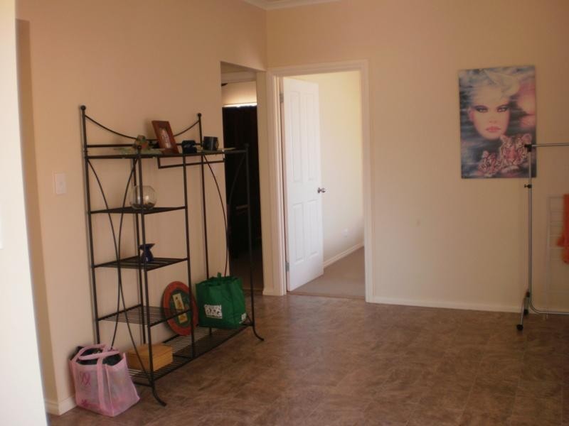 11 Forbes Street, Cleve SA 5640