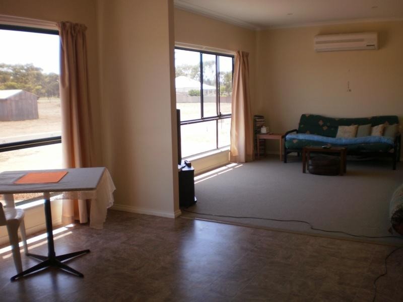 11 Forbes Street, Cleve SA 5640