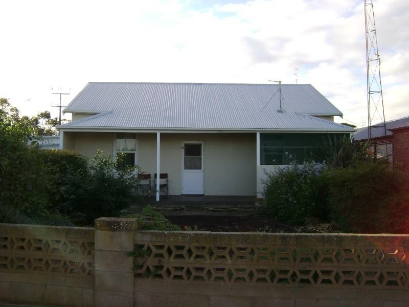 12 Cowell Rd, Cleve SA 5640